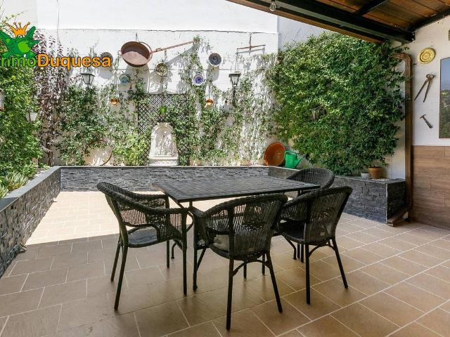 Villa en venta en Cenes De La Vega, Mirasierra