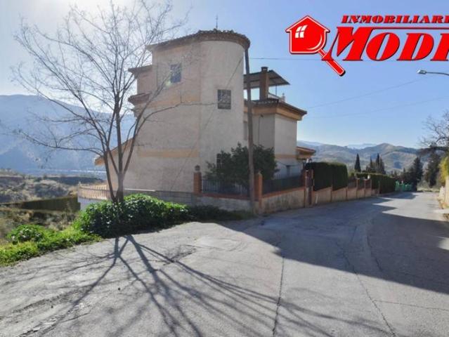 Villa en venta en Cenes De La Vega, Mirasierra