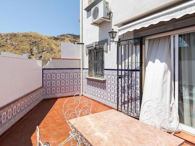 Villa en venta en Cenes De La Vega, Mirasierra
