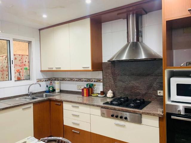 Chalet en venta en Plaça de l'Ajuntament, Alt Empordà