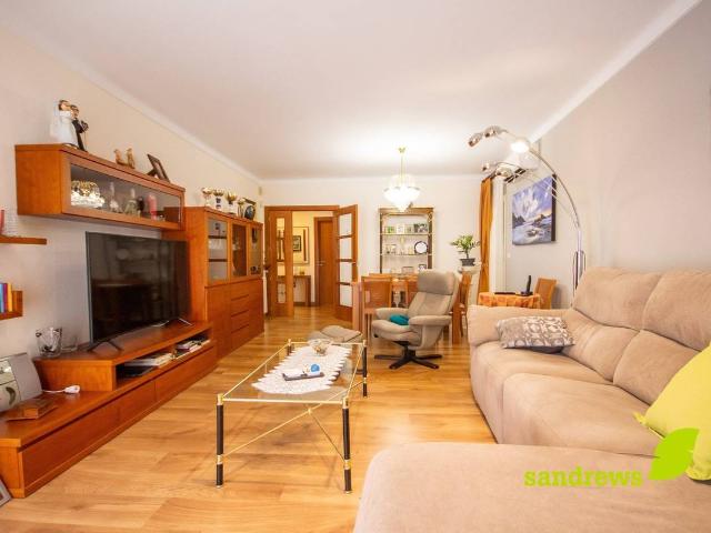 Villa en venta en Figueres