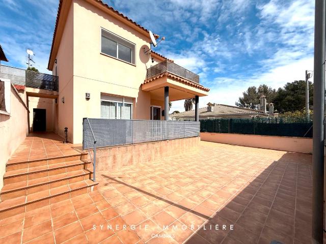 Villa en venta en Mont-roig Del Camp