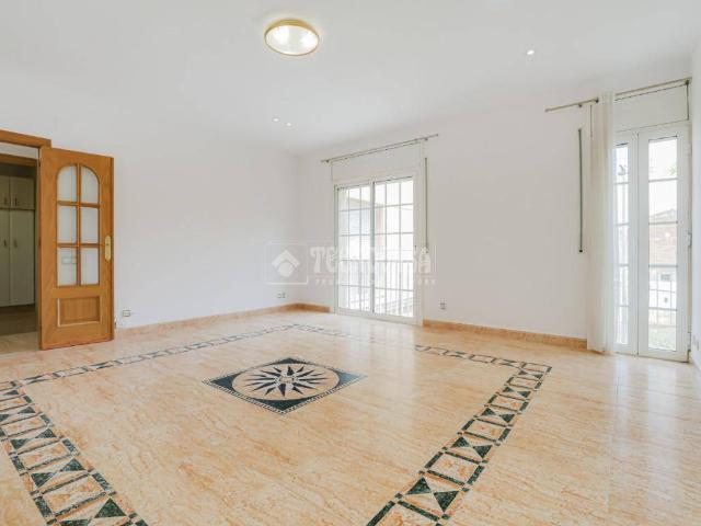 Villa en venta en Sant Boi De Llobregat, Barri Centre