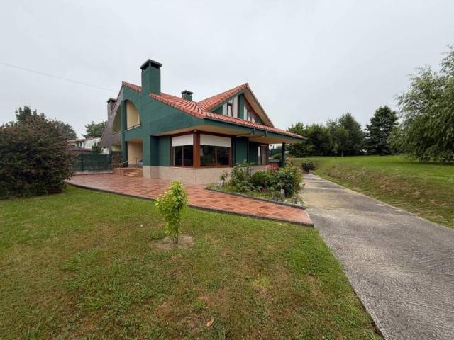 Chalet en venta en Sierrapando, Torrelavega