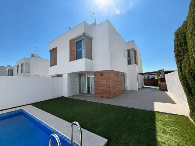 Chalet en venta en Bormujos, Andalucía