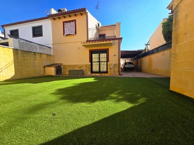 Chalet en venta en Bormujos, Andalucía