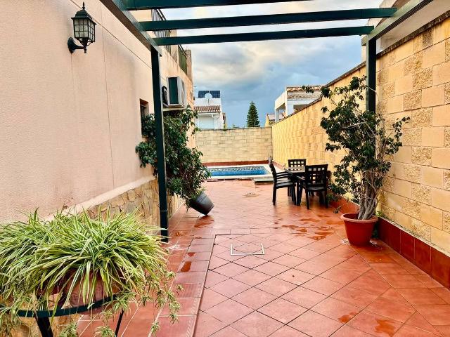 Chalet en venta en Bormujos, Andalucía