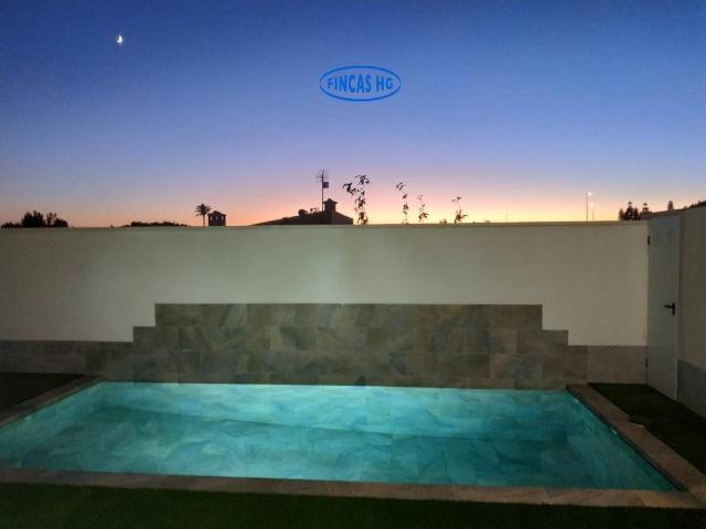 Villa en venta en Mutxamel