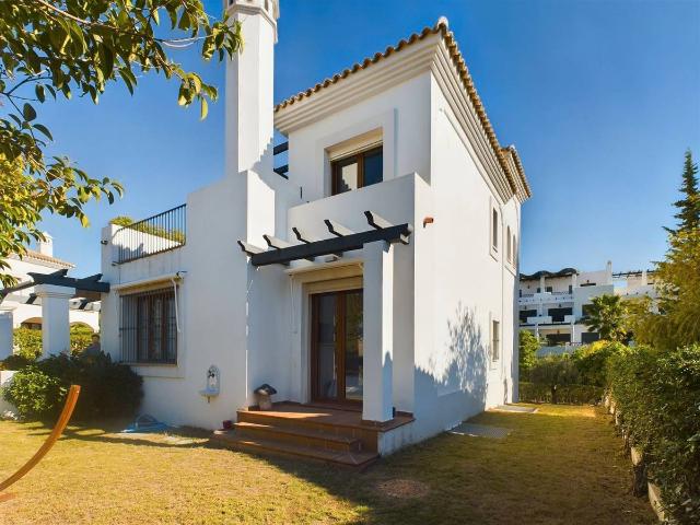 Chalet en venta en Dos Hermanas, Andalucía