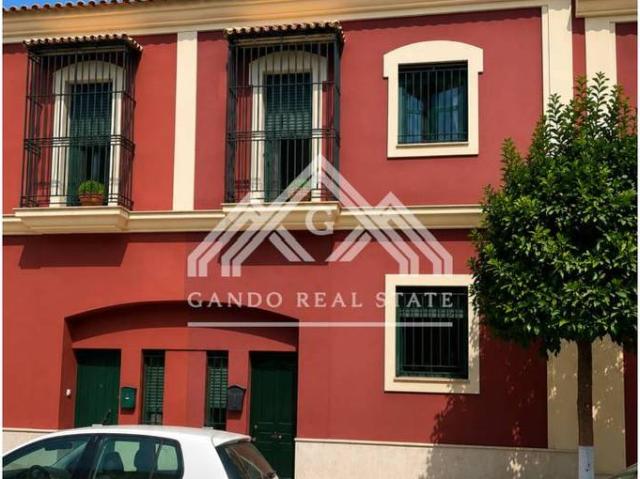 Chalet en venta en Dos Hermanas, Andalucía