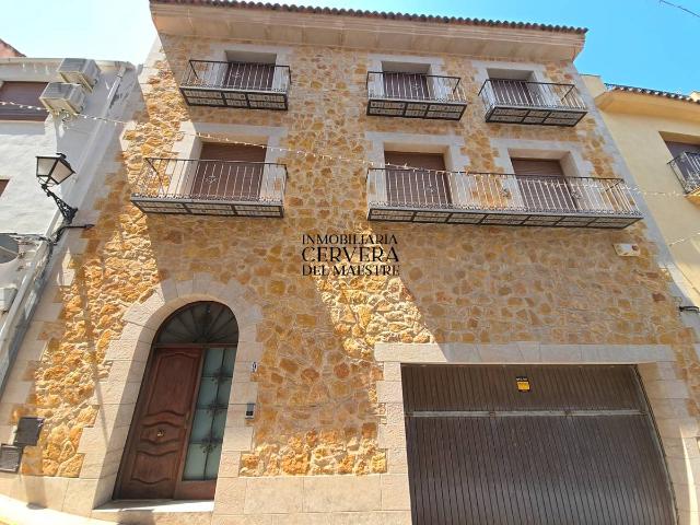 Chalet en venta en Cervera Del Maestre, Valencia