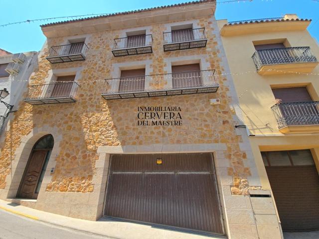 Chalet en venta en Cervera Del Maestre, Valencia