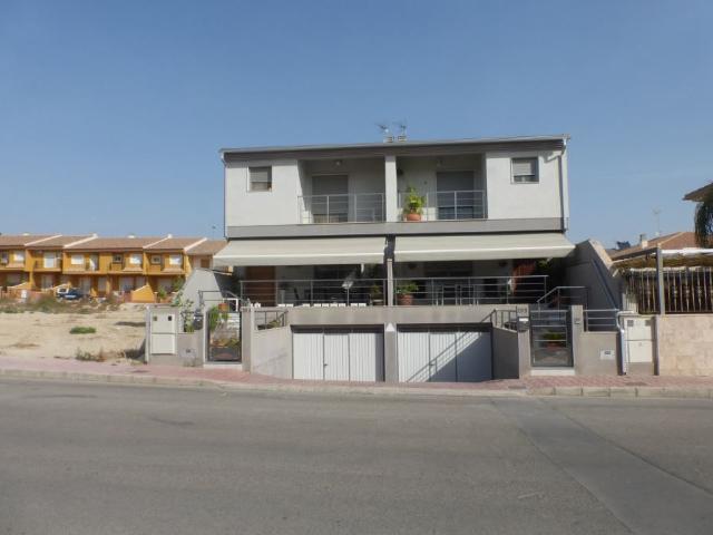 Villa en venta en Ceutí