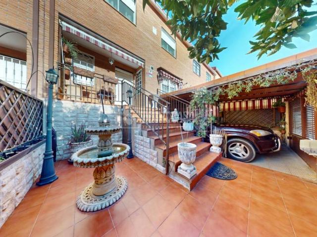 Chalet en venta en Chiloeches, Guadalajara