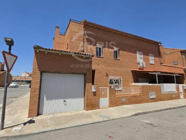 Chalet en venta en Chozas De Canales, Castilla-La Mancha