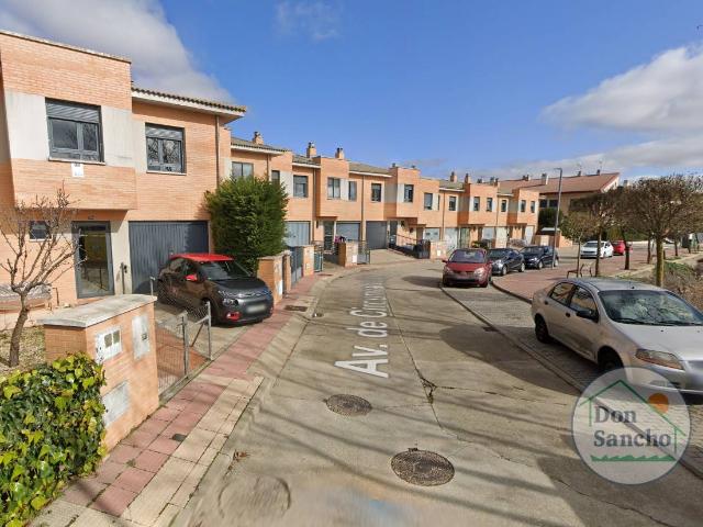 Villa en venta en Cigales