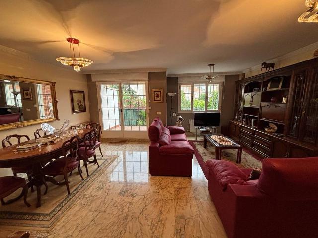Villa en venta en Cistérniga