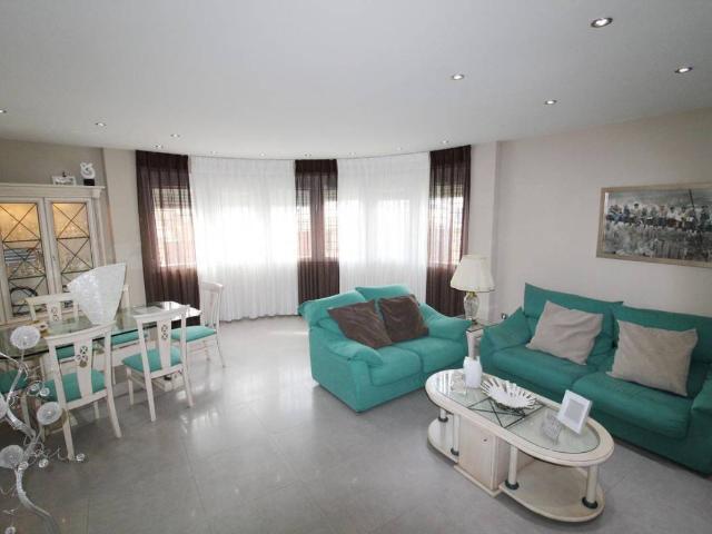 Chalet en venta en Los Ángeles, Ciudad Real