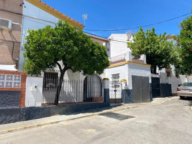 Chalet en venta en Camas, Andalucía