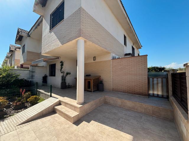 Chalet en venta en Espartinas, Urbanización Miramonte