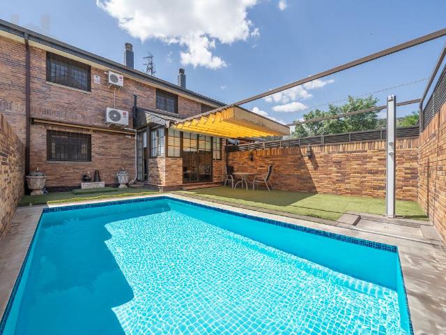 Chalet en venta en Moralzarzal, Madrid
