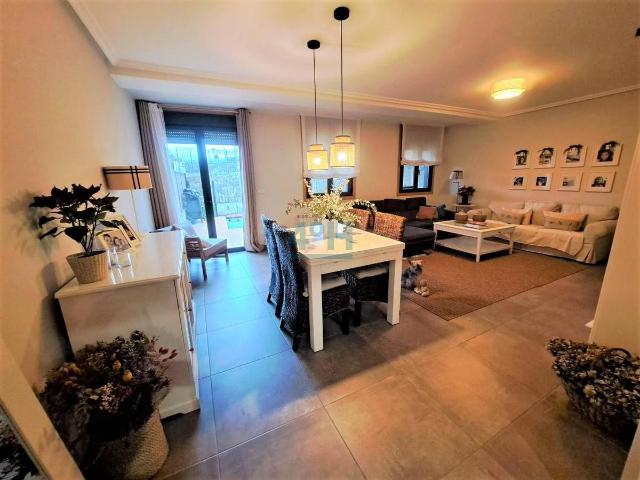 Villa en venta en Coles, Soutullo de Arriba