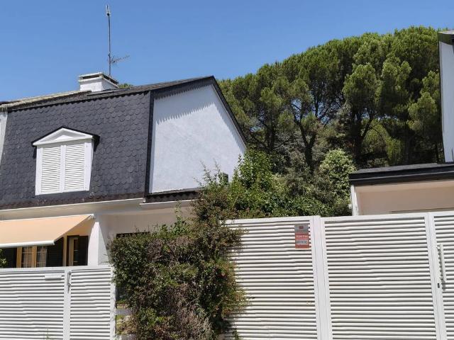 Chalet en venta en Collado Mediano, Madrid