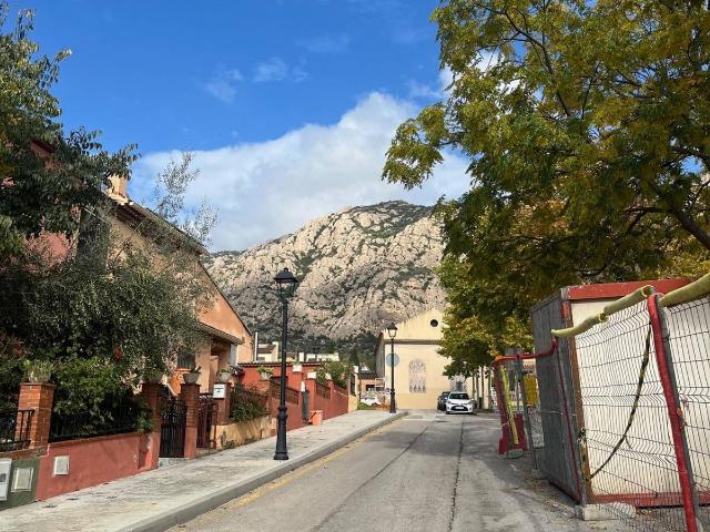Villa en venta en Collbató