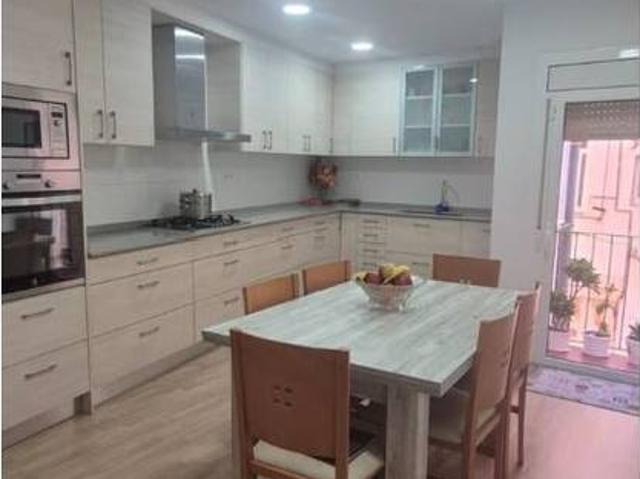 Villa en venta en L'hospitalet De Llobregat, Centre
