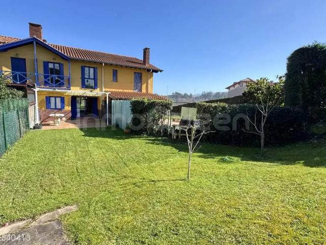 Chalet en venta en Comillas, Cantabria