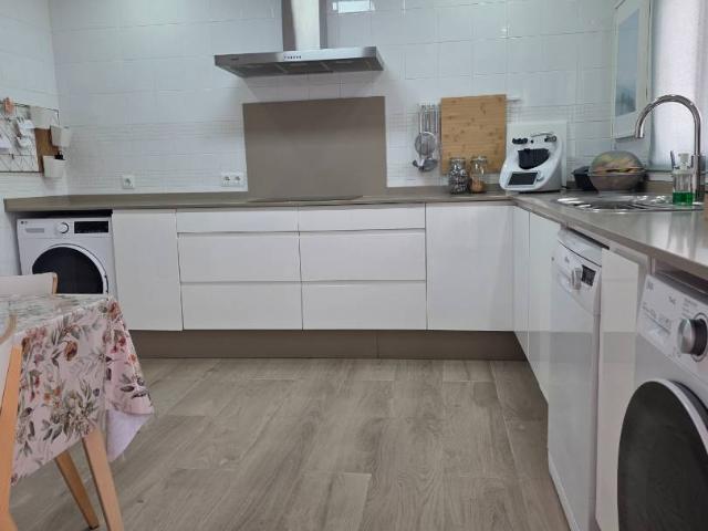 Chalet en venta en Utrera, Andalucía