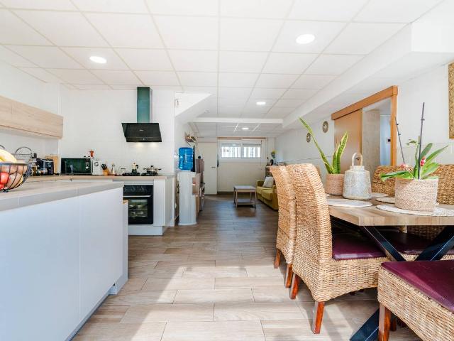 Villa en venta en Constantí