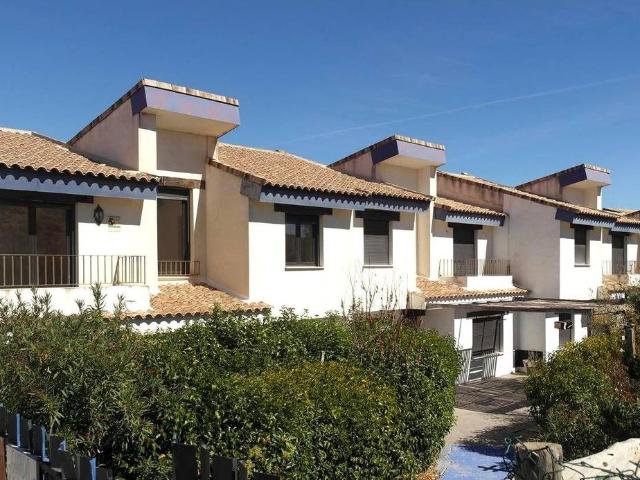 Villa en venta en Consuegra