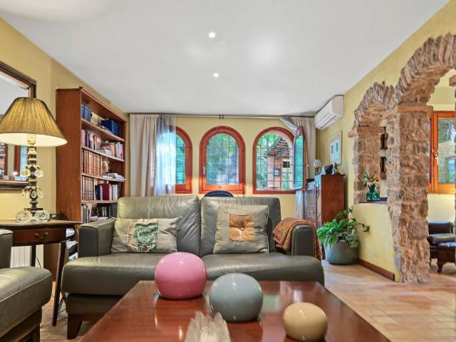 Chalet en venta en Santa Cristina, Corçà
