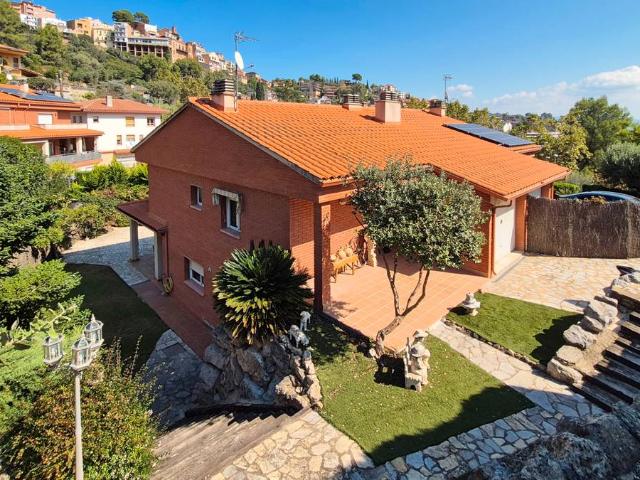 Chalet en venta en Corbera De Llobregat, Barcelona