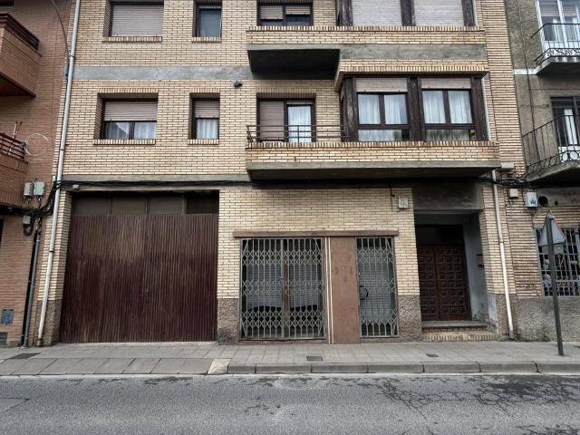 Chalet en venta en Corella, Navarra