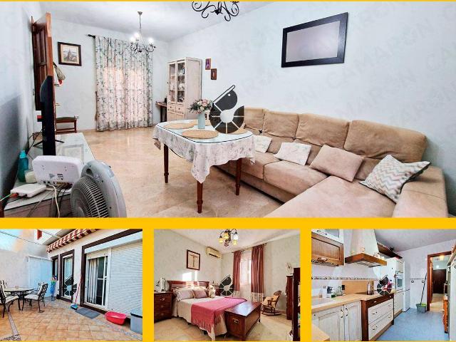 Chalet en venta en Coria Del Río, Andalucía
