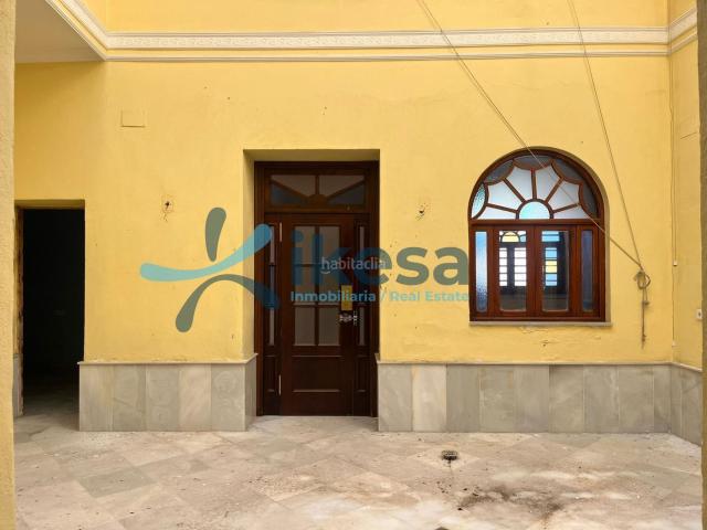 Chalet en venta en El Coronil, Sevilla