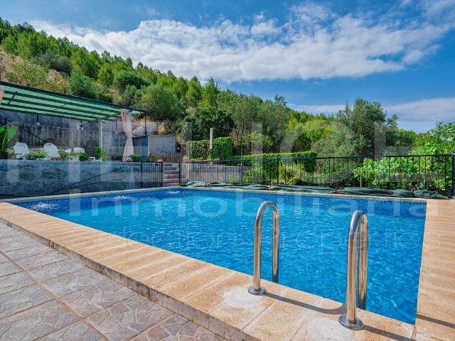 Chalet en venta en el Camp de Túria, Valencia