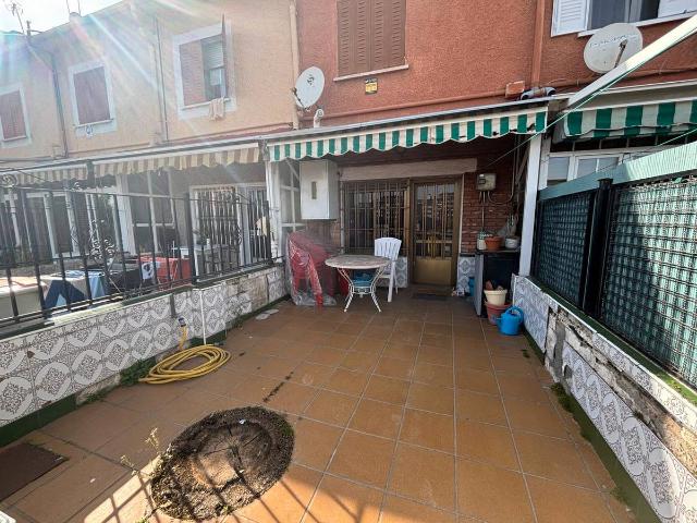 Chalet en venta en Madrid, Cortes
