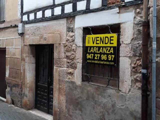 Chalet en venta en Covarrubias, Castilla y León