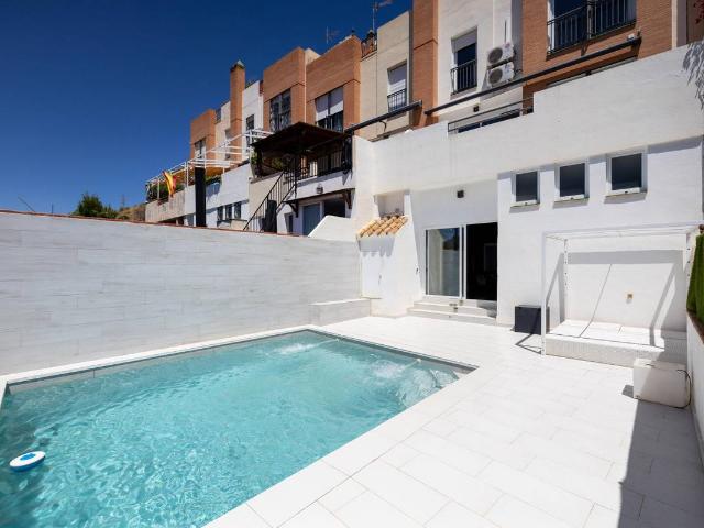 Villa en venta en Granada, Centro - Sagrario