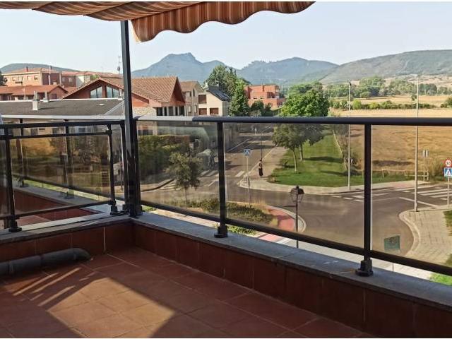 Chalet en venta en Allende, Miranda De Ebro