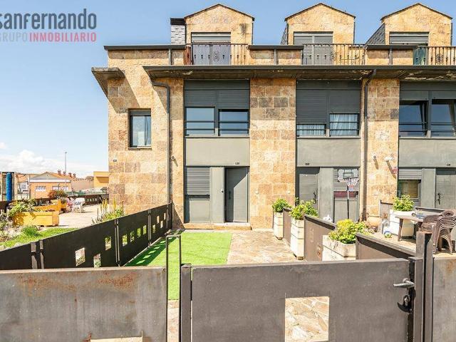 Chalet en venta en Mogro, Miengo