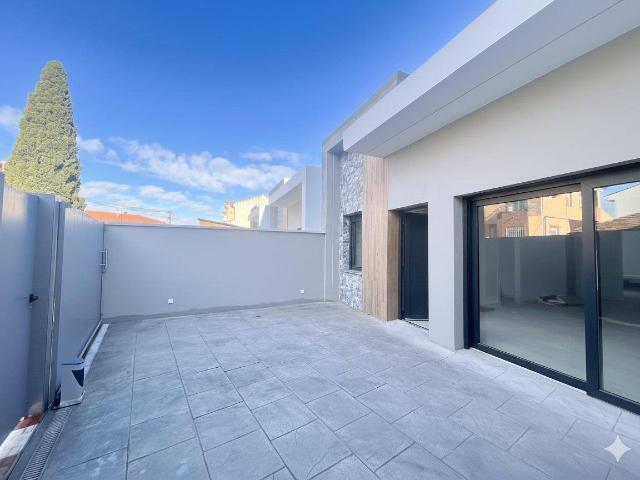 Chalet en venta en Cúllar Vega, Granada