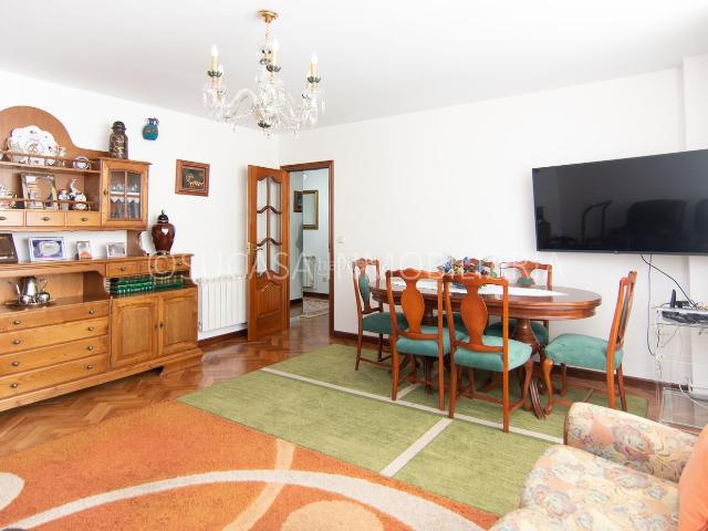 Chalet en venta en Cordeda, A Coruña