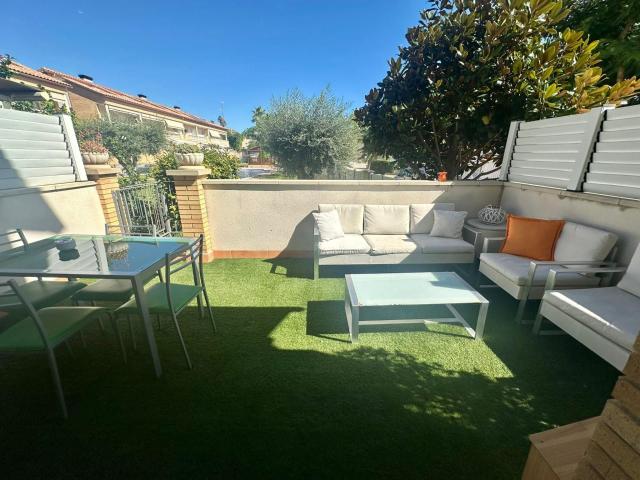Villa en venta en Cunit