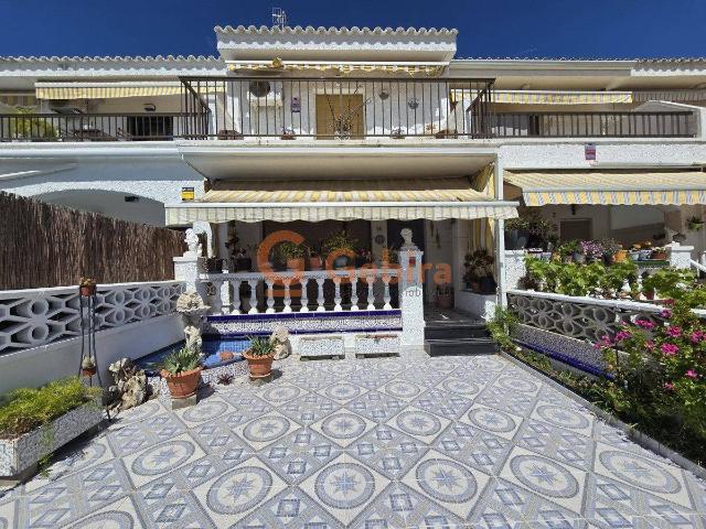 Villa en venta en Cunit