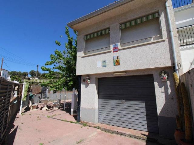 Chalet en venta en Cunit, Tarragona