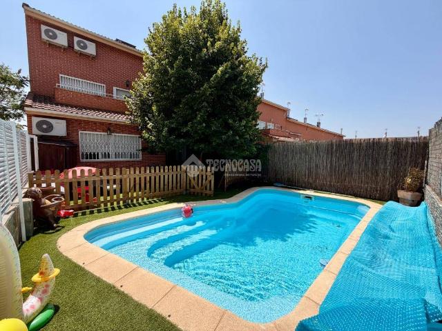 Chalet en venta en Daganzo De Arriba, Madrid